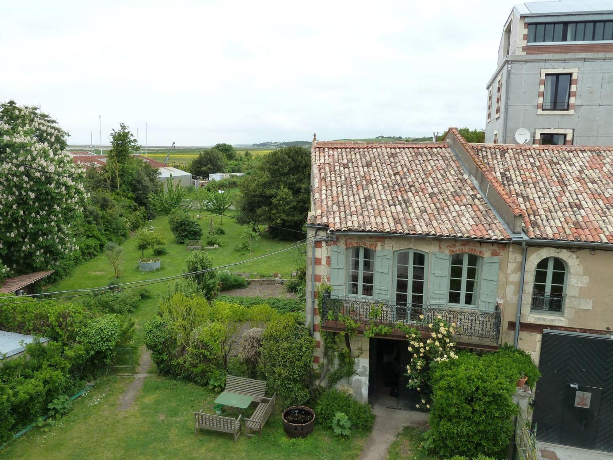 Hotel Le Domaine Du Meunier Mortagne-sur-Gironde Zimmer foto